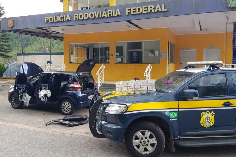 PRF prende casal que transportava 31kg de cocaína na BR-381 em João Monlevade