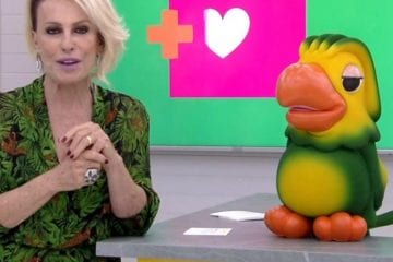 Ana Maria Braga participa de missa de 7º dia de Tom Veiga