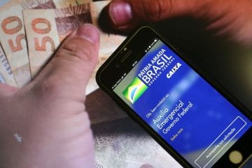Contestação de cancelamento do auxílio de R$ 300 termina nesta segunda (9)