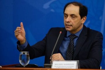 Secretário pede união de estados para aprovar Pacto Federativo