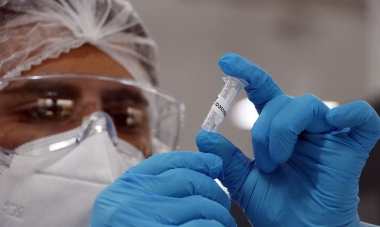 Covid: Minas tem 3.975 novos casos e se aproxima dos 890 mil infectados