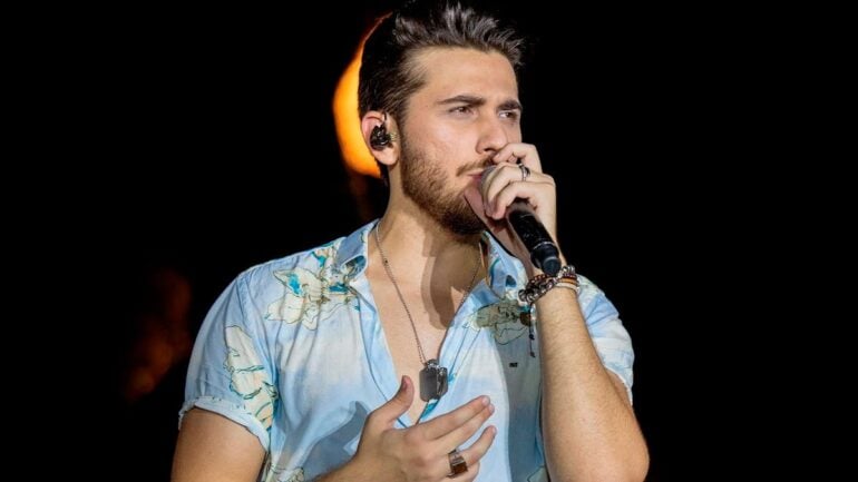 Gustavo Mioto convoca o público para grande show na Expoita