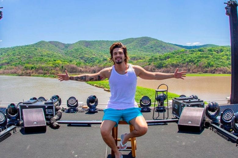 Luan Santana vira garoto propaganda da Facchini e compõem música