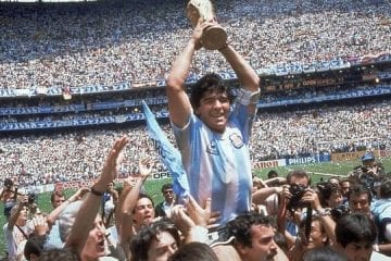 Cinco momentos marcantes da carreira de Maradona