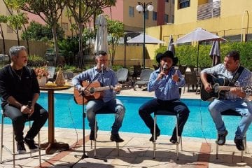 Programa Odair Terra recebe os violeiros Alex e Yvan e novos talentos do sertanejo