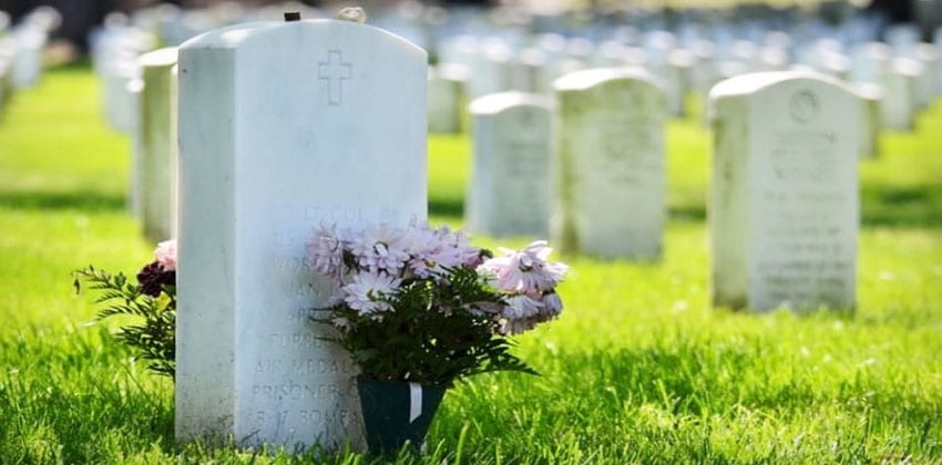 Às vésperas do feriado de Finados, pesquisa revela variação de até 885% nos preços de sepultamentos e cremações em BH