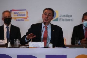 Barroso diz que abstenção de eleitores foi maior que o desejável