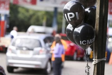 Brasil perde R$ 417 bi por ano com sonegação de impostos, diz estudo