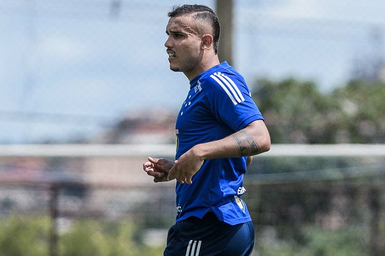 Pottker cita problemas do Cruzeiro em 2020 e vê acesso improvável: ‘Se analisar o contexto de tudo, não vai subir’