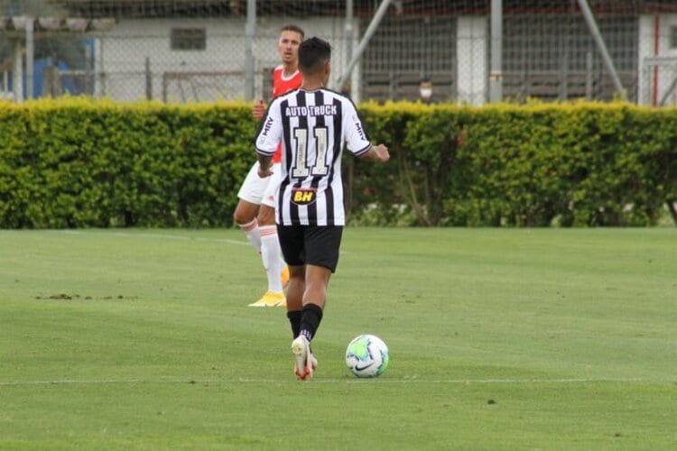 Atlético vence Internacional e garante classificação para próxima fase do Brasileiro Sub-20