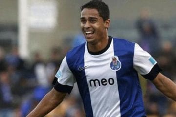 Rival do Cruzeiro, Brasil-RS tem como destaque atacante que já passou por Inter, Porto e QPR