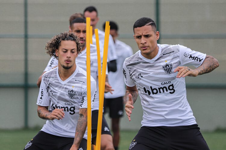 Atlético faz penúltimo treino antes de encarar Inter; veja provável escalação