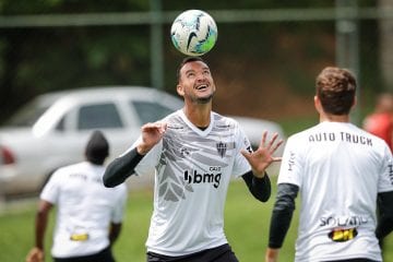 Réver, do Atlético, comenta acusação de racismo na Europa e cobra respeito: ‘Que mude o pensamento do ser humano’