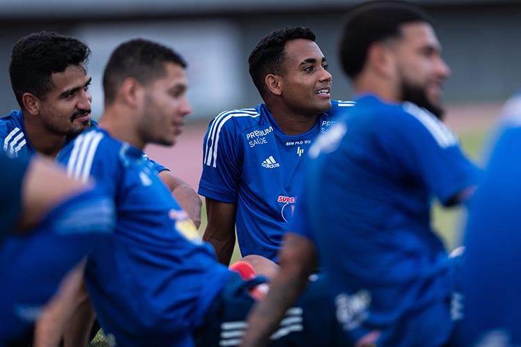 Cruzeiro fecha preparação para encarar Vitória; veja provável time
