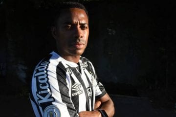 Em conversa, Robinho teria aconselhado amigo a voltar ao Brasil
