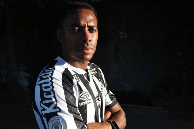 Em conversa, Robinho teria aconselhado amigo a voltar ao Brasil