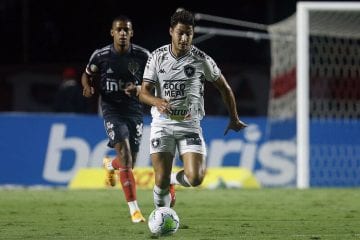 Lateral-direito Marcinho deve ser barrado de time titular do Botafogo