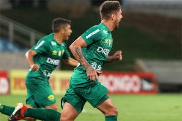 Cuiabá vence Operário-PR e se mantém no G4 da Série B