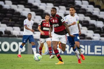 Árbitro de Flamengo x Bahia cita na súmula não ter visto caso de racismo