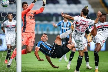 Grêmio vence São Paulo e abre vantagem na semifinal da Copa do Brasil
