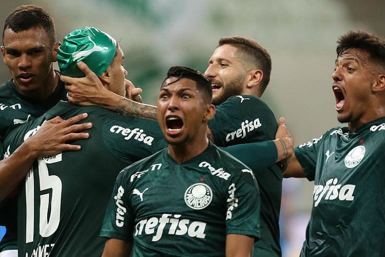 Rony lamenta empate com América, mas mantém confiança no Palmeiras
