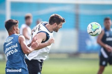 Grêmio usa reservas contra Atlético-GO de olho na volta da Copa do Brasil