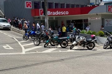 Bancos abrem em horário especial na véspera de Natal; veja o mais funciona em Itabira