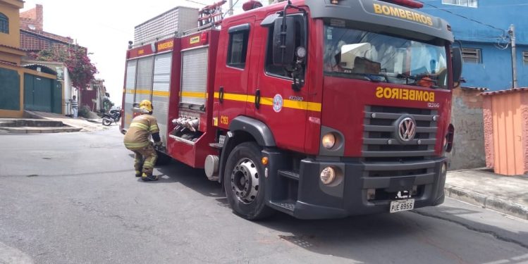Residência pega fogo e criança morre após ser socorrida