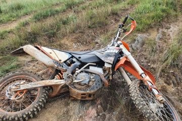 Motociclista é socorrido de helicóptero na Serra da Moeda