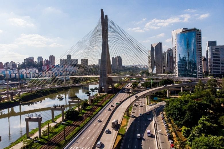 Governo de São Paulo endurece quarentena durante festas de final de ano