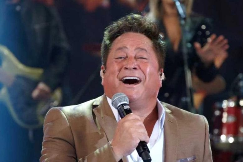 RETRÔ 2020: Leonardo aparece inchado e sem voz no Faustão e fãs se desesperam