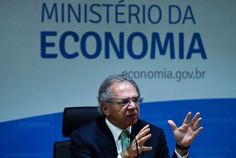 Novo auxílio emergencial só viria com calamidade pública, diz Guedes