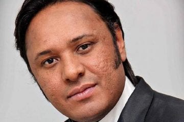 Cantor Rinaldo Viana é atração do programa “Sábado com Maria”