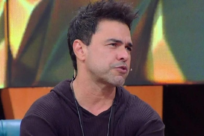 Zezé Di Camargo é flagrado em festa clandestina com o Ministro da Saúde e gera revolta na população