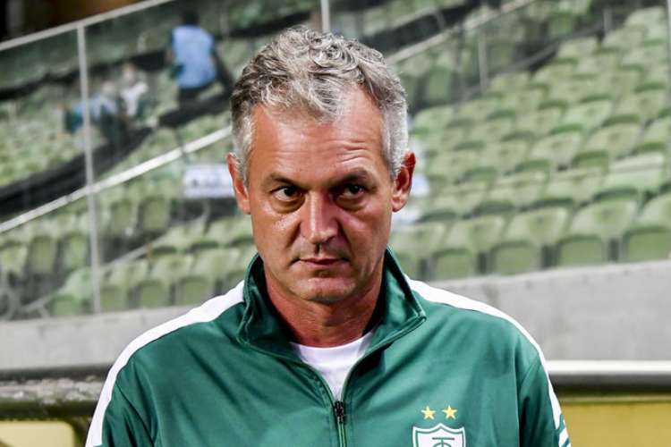 Sem goleiro titular, Lisca define América para jogo contra o Botafogo-SP