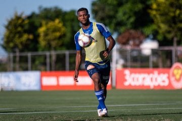 Thiago testa positivo para COVID-19 e desfalca Cruzeiro contra Juventude