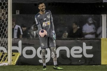 Santos tem volta de Vladimir ao gol e promete sufocar o Botafogo