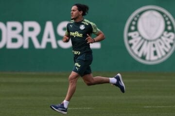 Recuperado de lesão, Gustavo Gómez volta a ser opção na defesa do Palmeiras