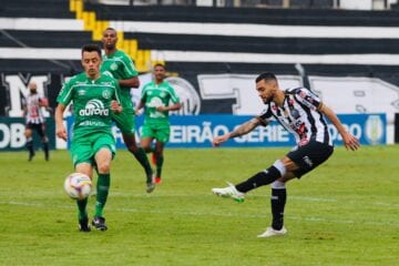 Chapecoense perde, e América reassume liderança da Série B