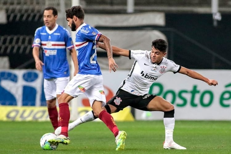 Corinthians tenta superar 16 baixas por COVID-19 contra Bahia