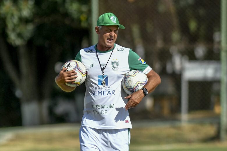América x Avaí: veja escalações para jogo pela Série B