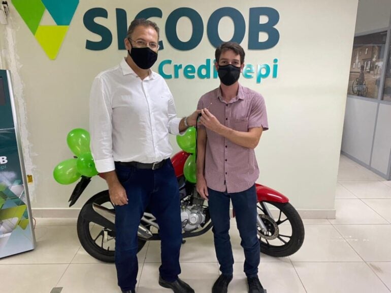 Supermercado São José leva sorteio da Sicoob Credimepi Itabira