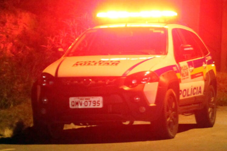 Carro é furtado no estacionamento da Mina Conceição