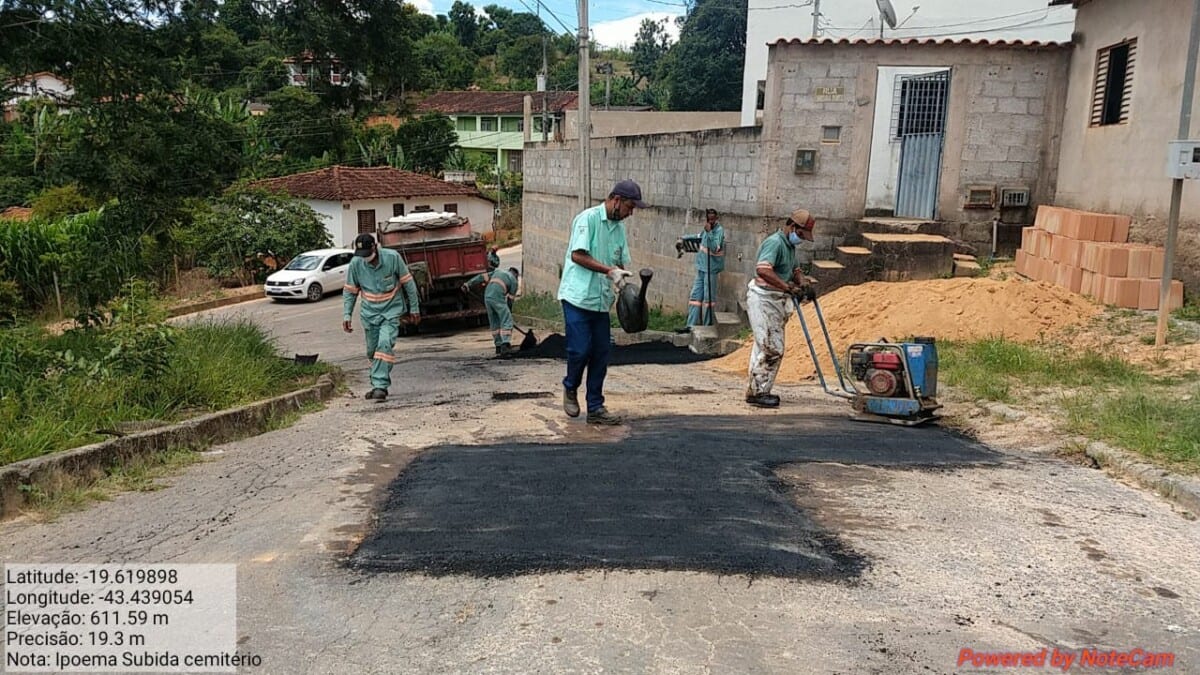 Ipoema: mais de 160 buracos em ruas são reparados