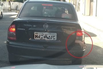 Motorista vê mão de jovem para fora de porta-malas e denuncia sequestro