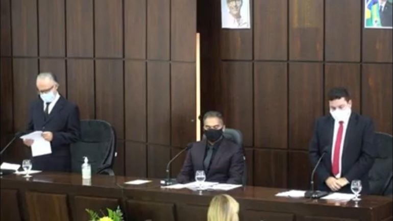 Prefeito, vice e vereadores tomam posse em Monlevade; Gustavo Maciel será o presidente da Câmara