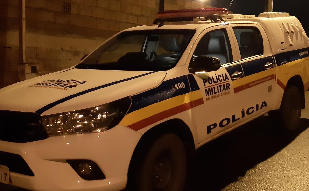 Homem é preso acusado de espancar a namorada em Itabira