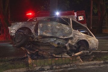Avô e neta morrem carbonizados ao serem atingidos por motorista embriagado
