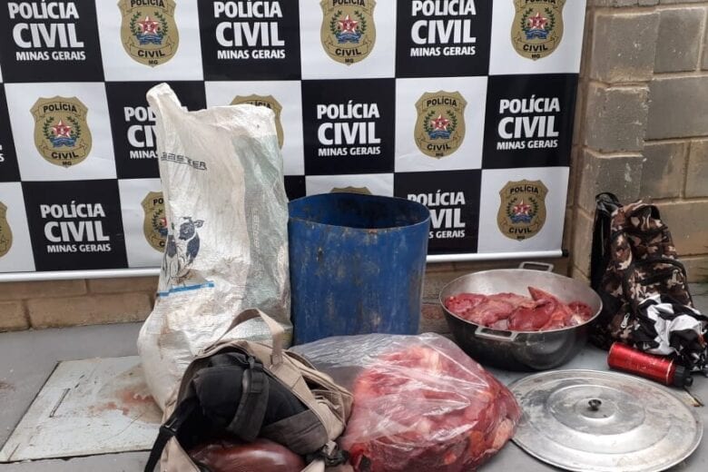 Em Itabira, homens roubam bovinos e são flagrados dividindo a carne do animal