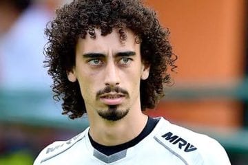 Valdivia joga 45 minutos, com Covid-19; Avaí é avisado no intevalo